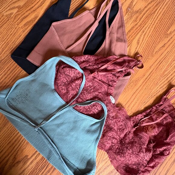 Lot of FOUR Free People Bralettes Size M/L - Picture 2 of 2
